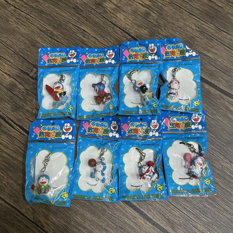 Table Tennis Keychain - Gantungan Kunci Seri Olahraga Resin Doraemon